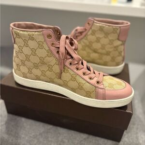 Gucci
Gucci GG Plus Canvas Sneakers